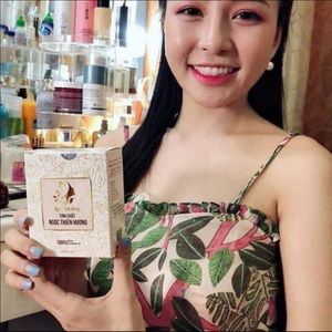 Stretch mark - dark spots removed